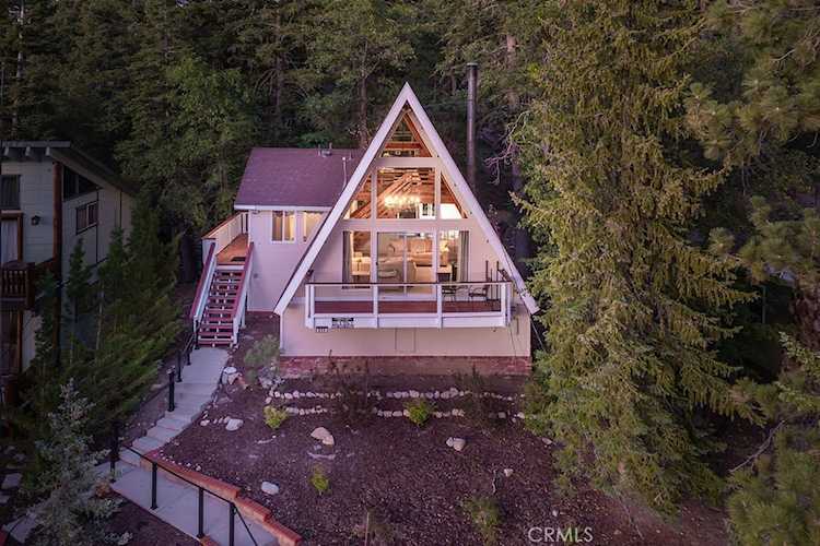 855 Tehama Dr, Big Bear Lake, CA 92315