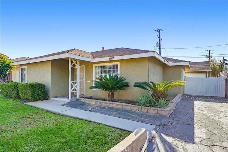2834 Pacific Coast, Torrance, CA 90505