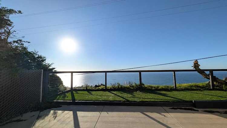 910 Skyline Dr, Daly City, CA 94015