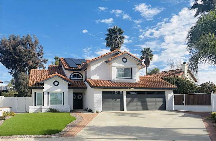 7130 Tiverton, Riverside, CA 92506