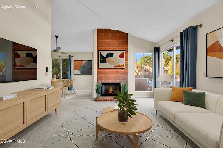 245 Oakleaf Dr #202, Thousand Oaks, CA 91360