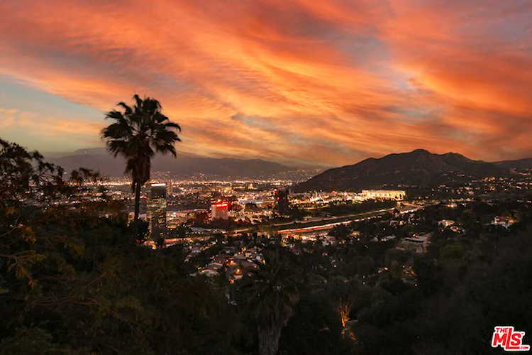 3200 Wrightwood Dr, Studio City, CA 91604