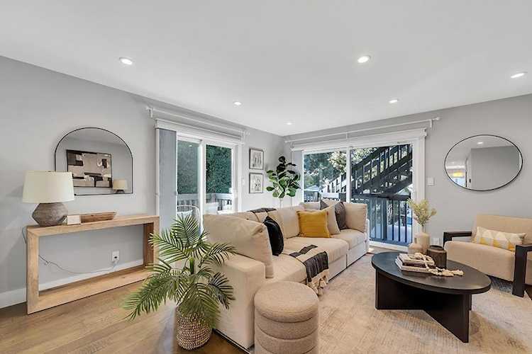 33 Park Rd #5, Burlingame, CA 94010