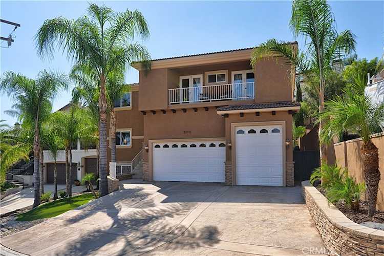 22711 Inspiration, Canyon Lake, CA 92587