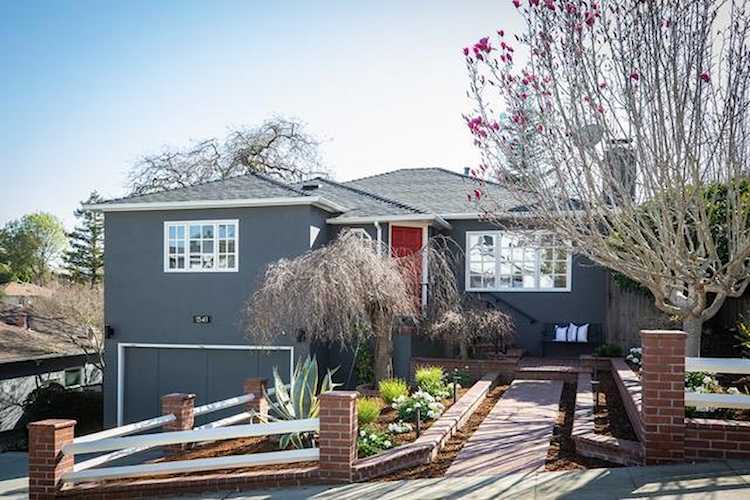 1541 Hull Dr, San Carlos, CA 94070