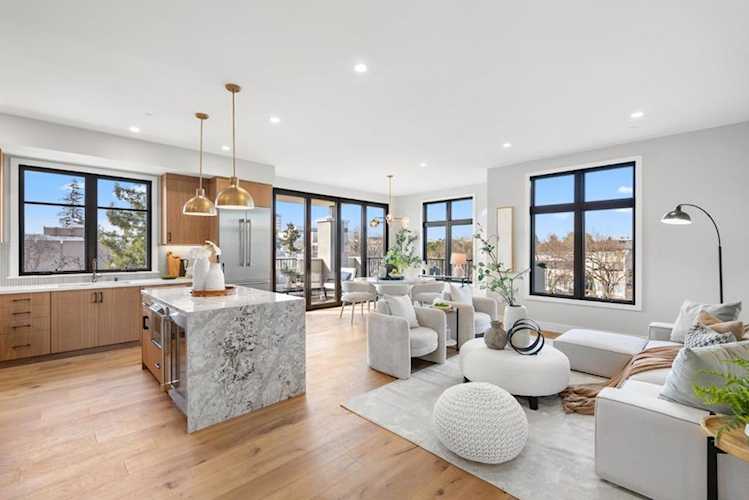 231 Hope St, Mountain View, CA 94041