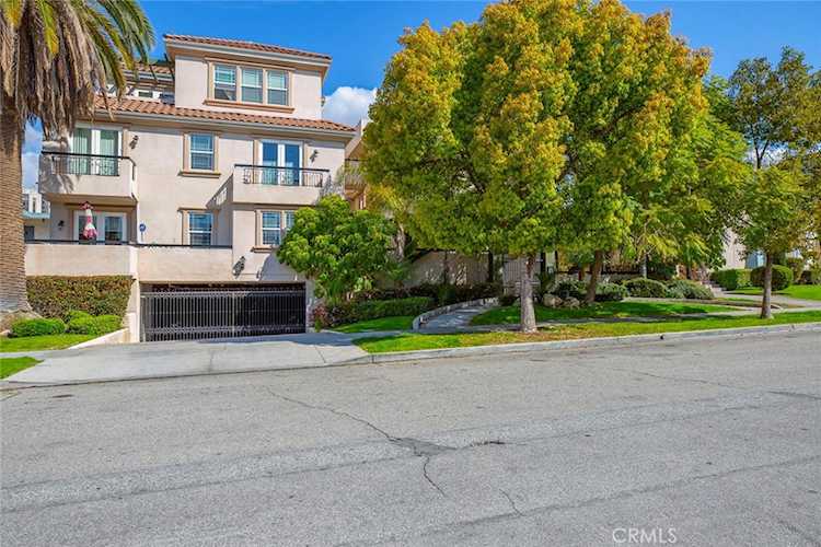 333 Milford #105, Glendale, CA 91203