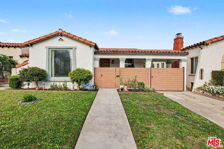 1135 W 81st Place, Los Angeles, CA 90044