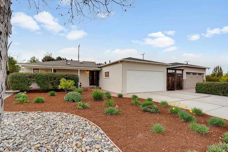 1801 Briarwood Dr, Santa Clara, CA 95051