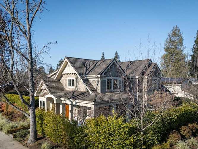 740 Windsor Dr, Menlo Park, CA 94025