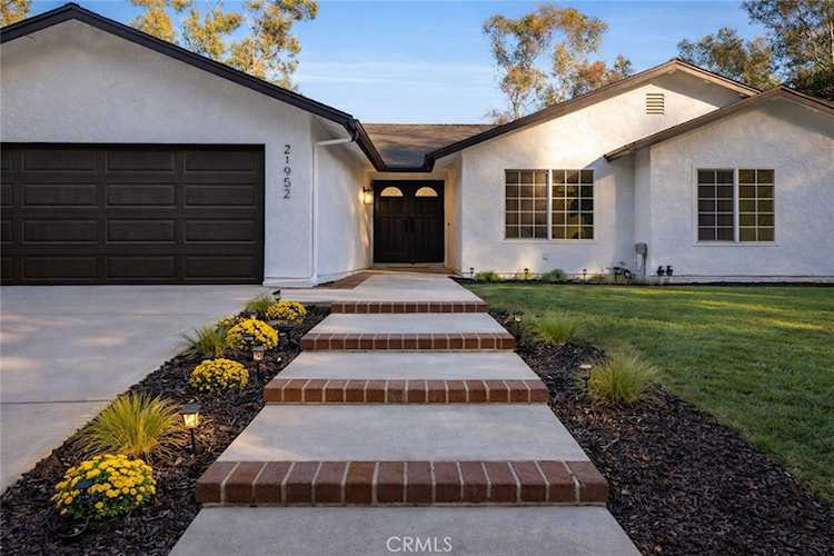 21952 Esplendor, Mission Viejo, CA 92691