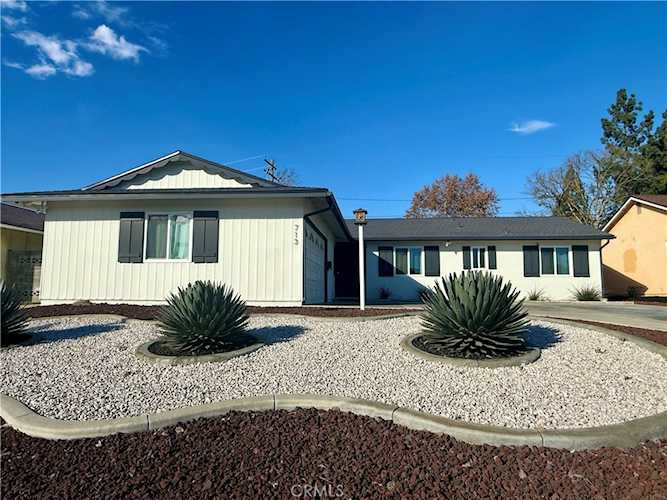 713 Edwin Ave, Pomona, CA 91767