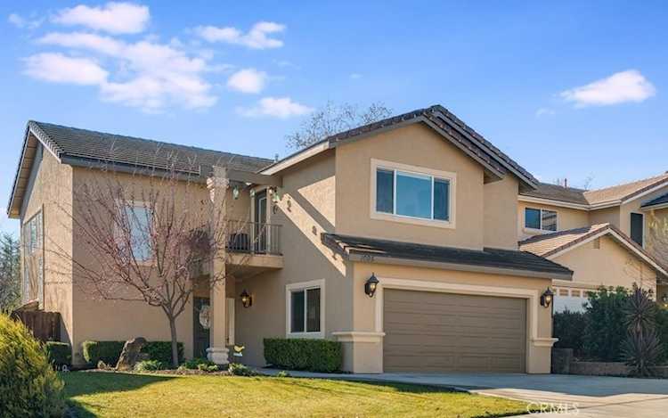 1095 Megan Ct, Templeton, CA 93465