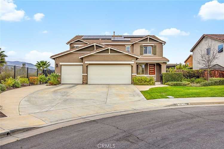 32527 Falling Leaf Ct, Wildomar, CA 92595