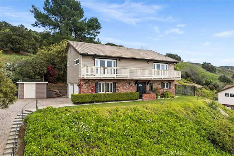 386 Olinda Dr, Brea, CA 92823