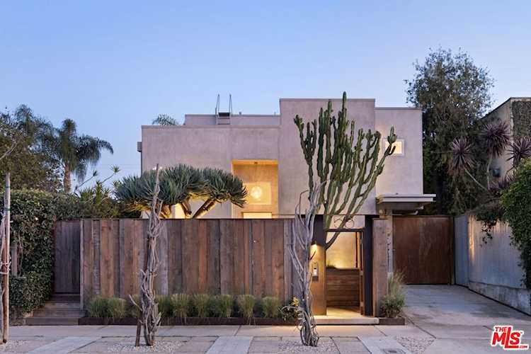 518 Sunset Ave, Venice, CA 90291