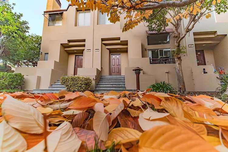 219 219 Commons Ln, Foster City, CA 94404