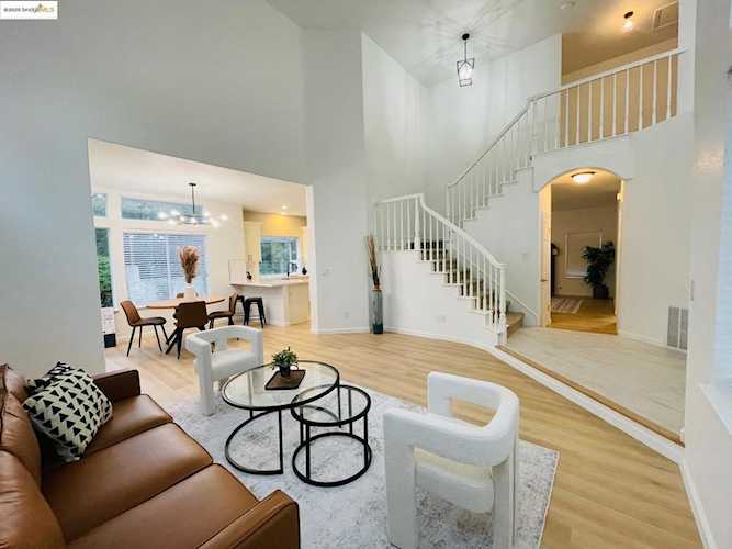 2117 2117 Mark Twain Dr, Antioch, CA 94531