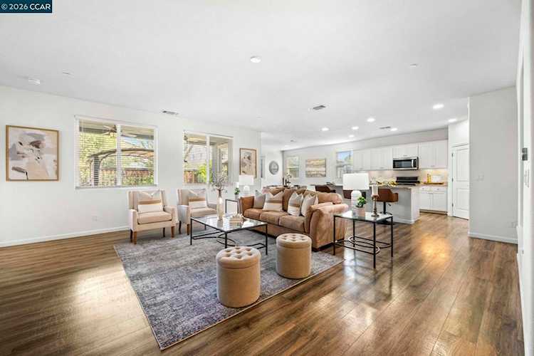 951 951 Dainty Ave, Brentwood, CA 94513-1205