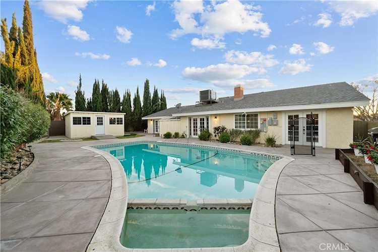 43638 W 21st St, Lancaster, CA 93536