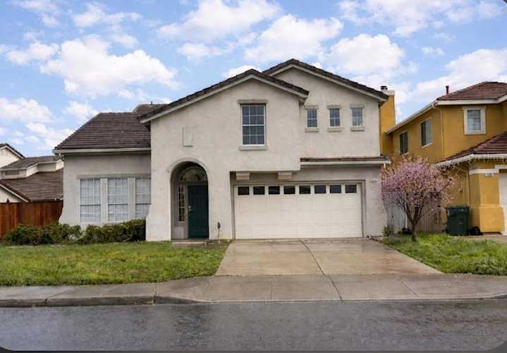 1544 Saguaro Dr, Salinas, CA 93905