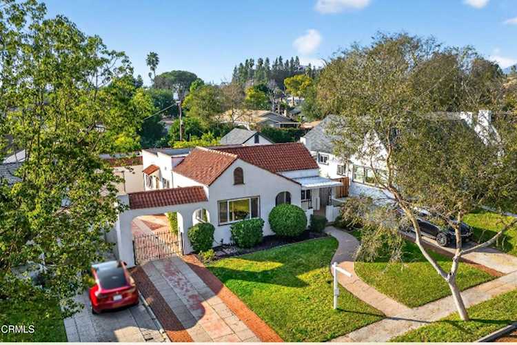 1255 N Dominion Ave, Pasadena, CA 91104