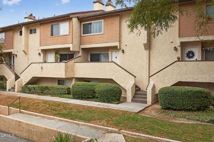 699 County Square Dr #2, Ventura, CA 93003