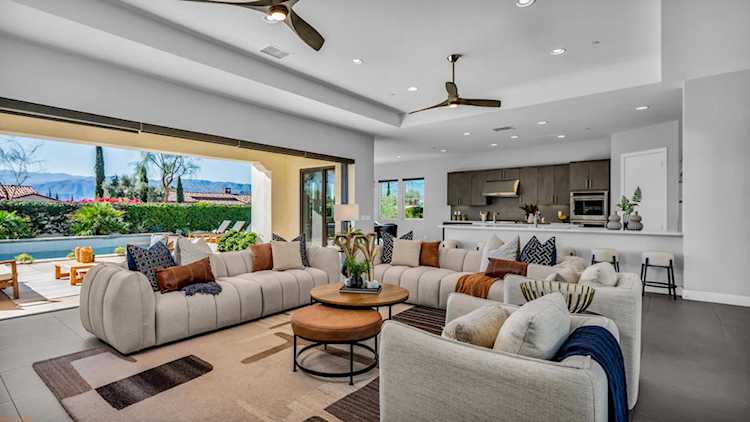 37 Alicante Circle, Rancho Mirage, CA 92270