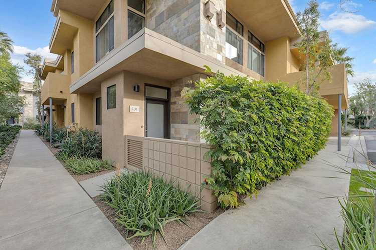 910 E Palm Canyon Dr #101, Palm Springs, CA 92264