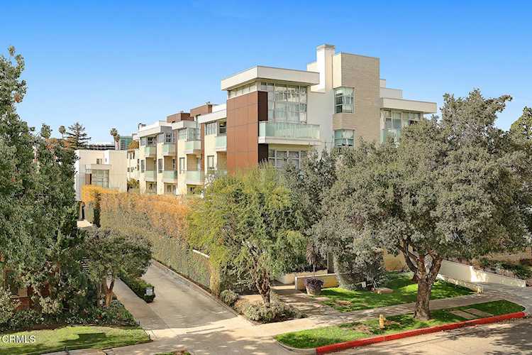 257 S Hudson Ave #301, Pasadena, CA 91101