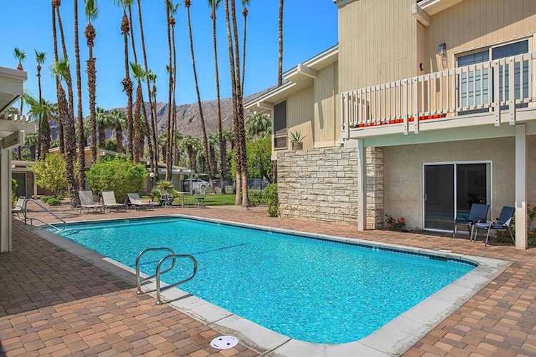 290 S San Jacinto Dr #9, Palm Springs, CA 92262
