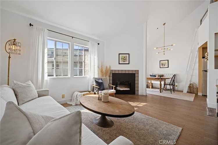 1043 Southwood Dr #F, San Luis Obispo, CA 93401