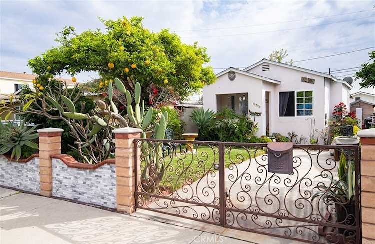 13450 Merkel, Paramount, CA 90723