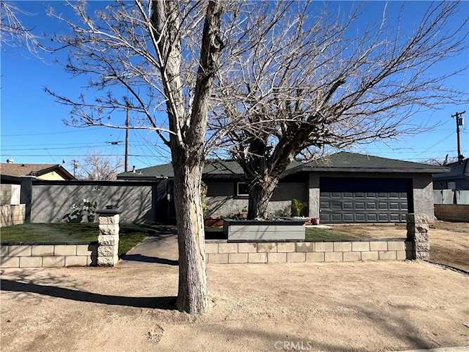 45430 Andale Ave, Lancaster, CA 93535