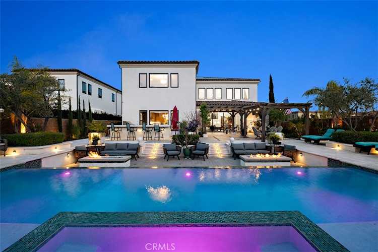 11003 Sweetwater Ct, Chatsworth, CA 91311