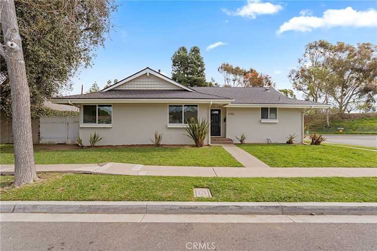 2702 San Lucas Ln, Costa Mesa, CA 92626