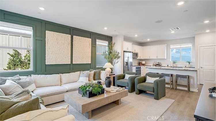 1750 Eagle Rd, Rialto, CA 92376