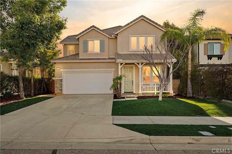 34229 Larksburg Ct, Lake Elsinore, CA 92532