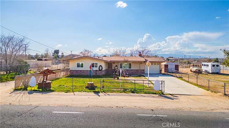10872 Peach Ave, Hesperia, CA 92345