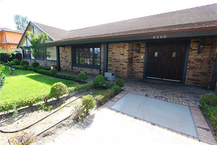 8560 Cherokee Dr, Downey, CA 90241