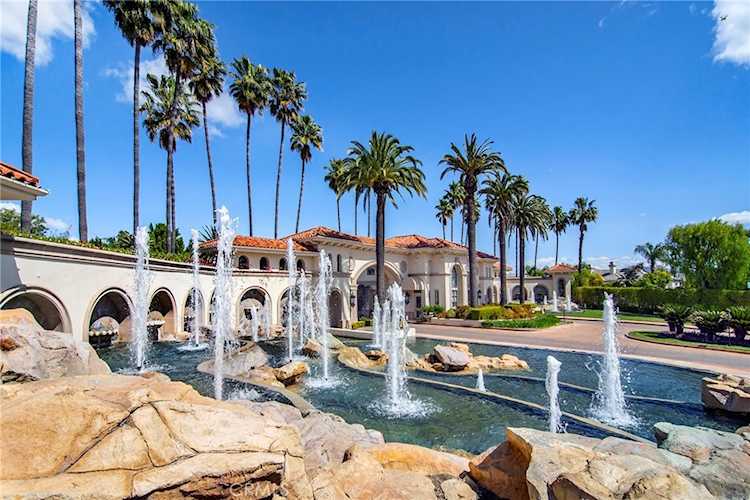 19134 Briarfield Way, Tarzana, CA 91356