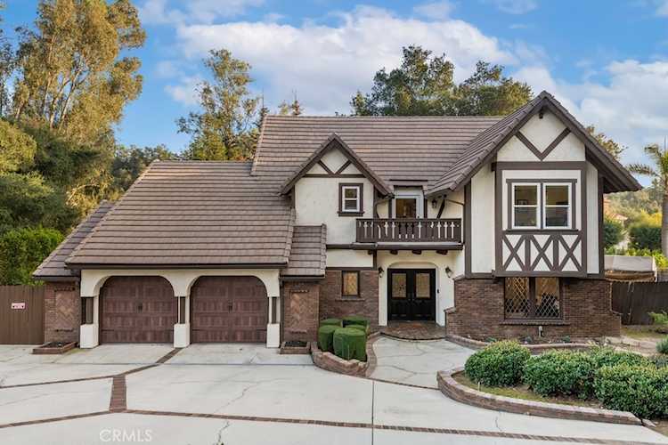 1243 Liverpool Ct, San Dimas, CA 91773