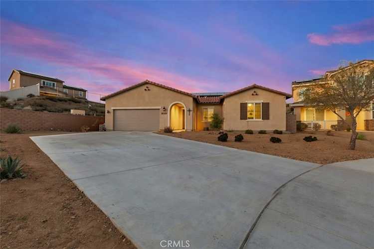 39355 Arabian Ct, Palmdale, CA 93551