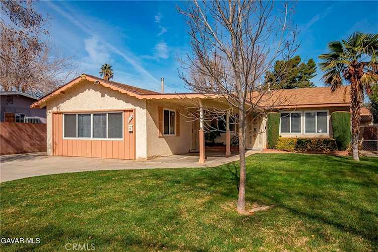 2149 E Avenue Q1, Palmdale, CA 93550