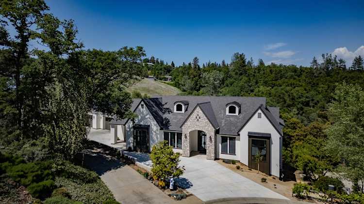 13628 Finch Court, Auburn, CA 95603