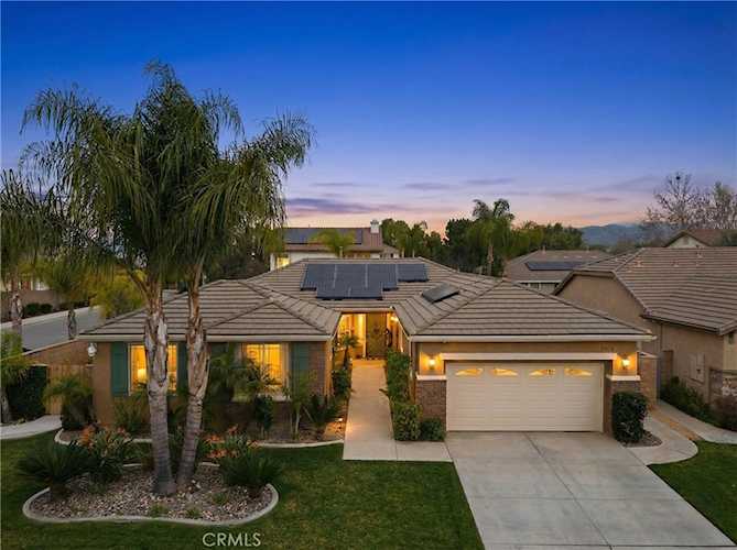 29416 Lake Hills Dr, Menifee, CA 92585