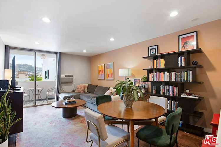 625 N Flores St #307, West Hollywood, CA 90048