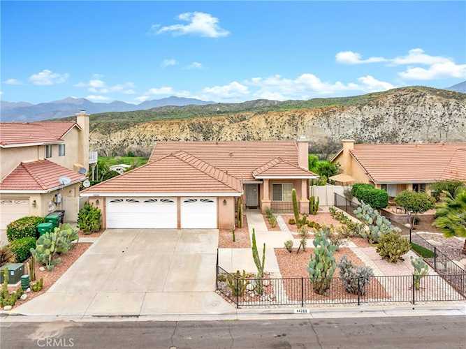 44268 Galicia, Hemet, CA 92544