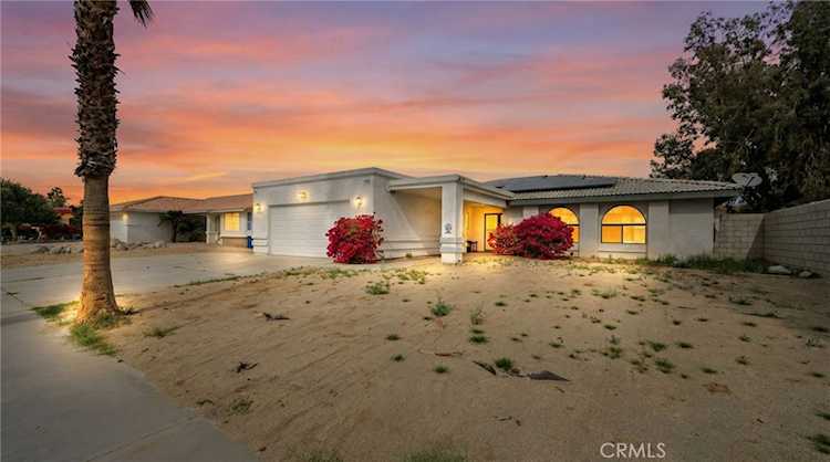 67370 Garbino Dr, Cathedral City, CA 92234