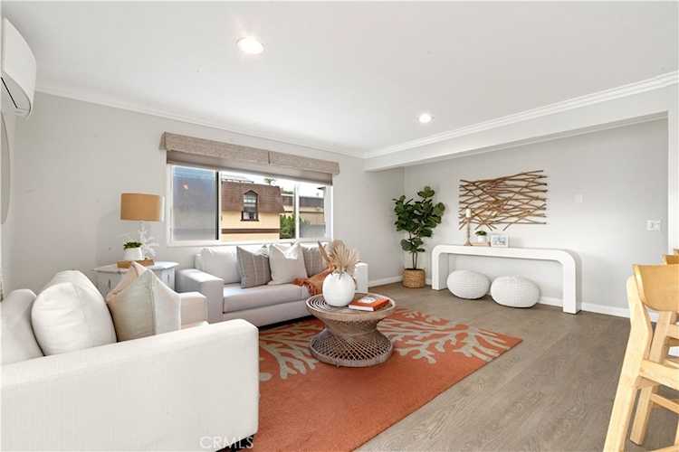 1720 Ardmore #221, Hermosa Beach, CA 90254